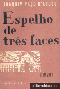 Espelho de tr�s faces