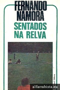 Sentados na relva