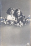 Postal Antigo - Meninas